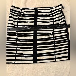 Grace Monochrome Striped Apparel
